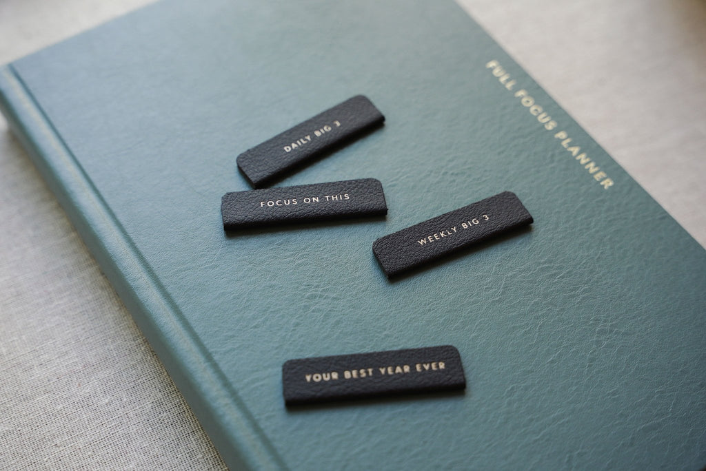 Magnetic Bookmarks - Full Focus