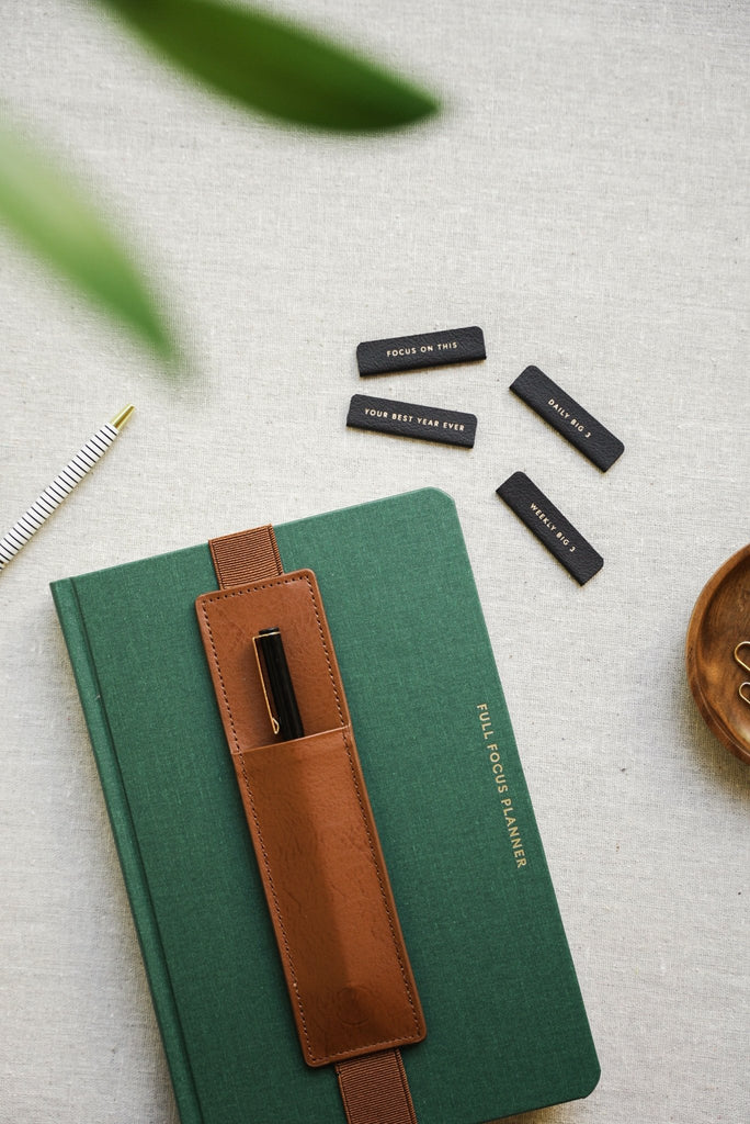 Magnetic Bookmarks - Full Focus